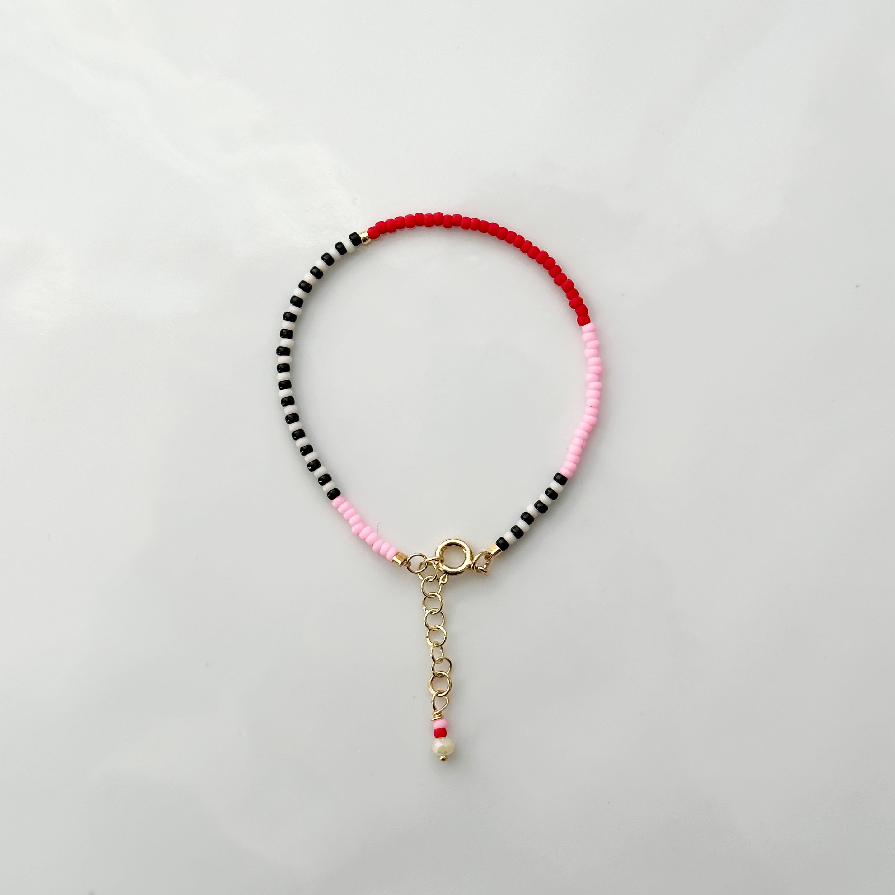 Harlequin Bracelet - Red & Pink