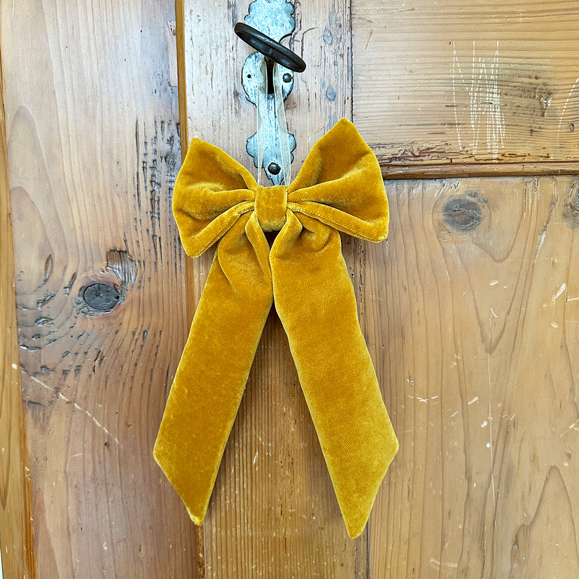 Velvet Bow - Golden Yellow