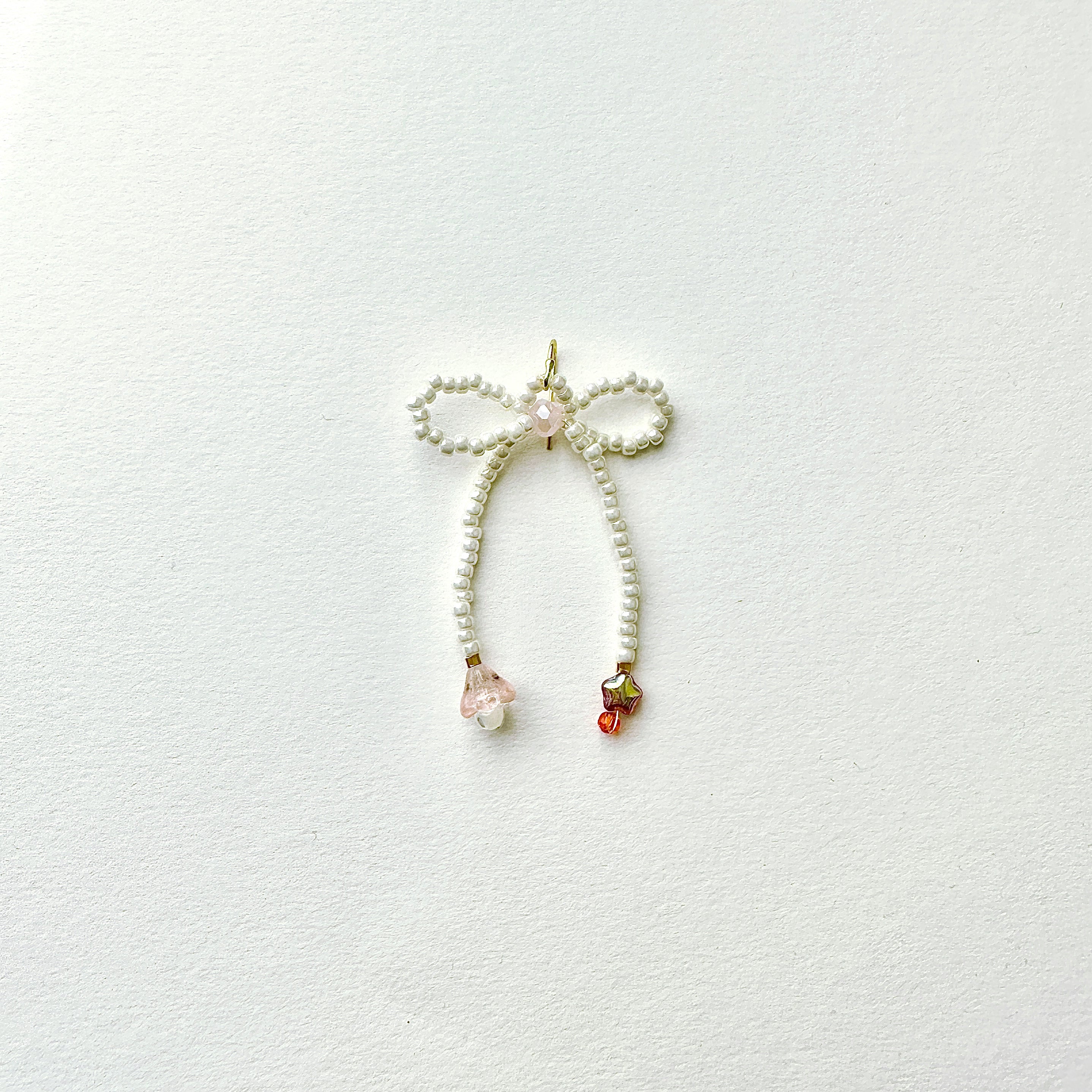 Bow Earring - Ivory