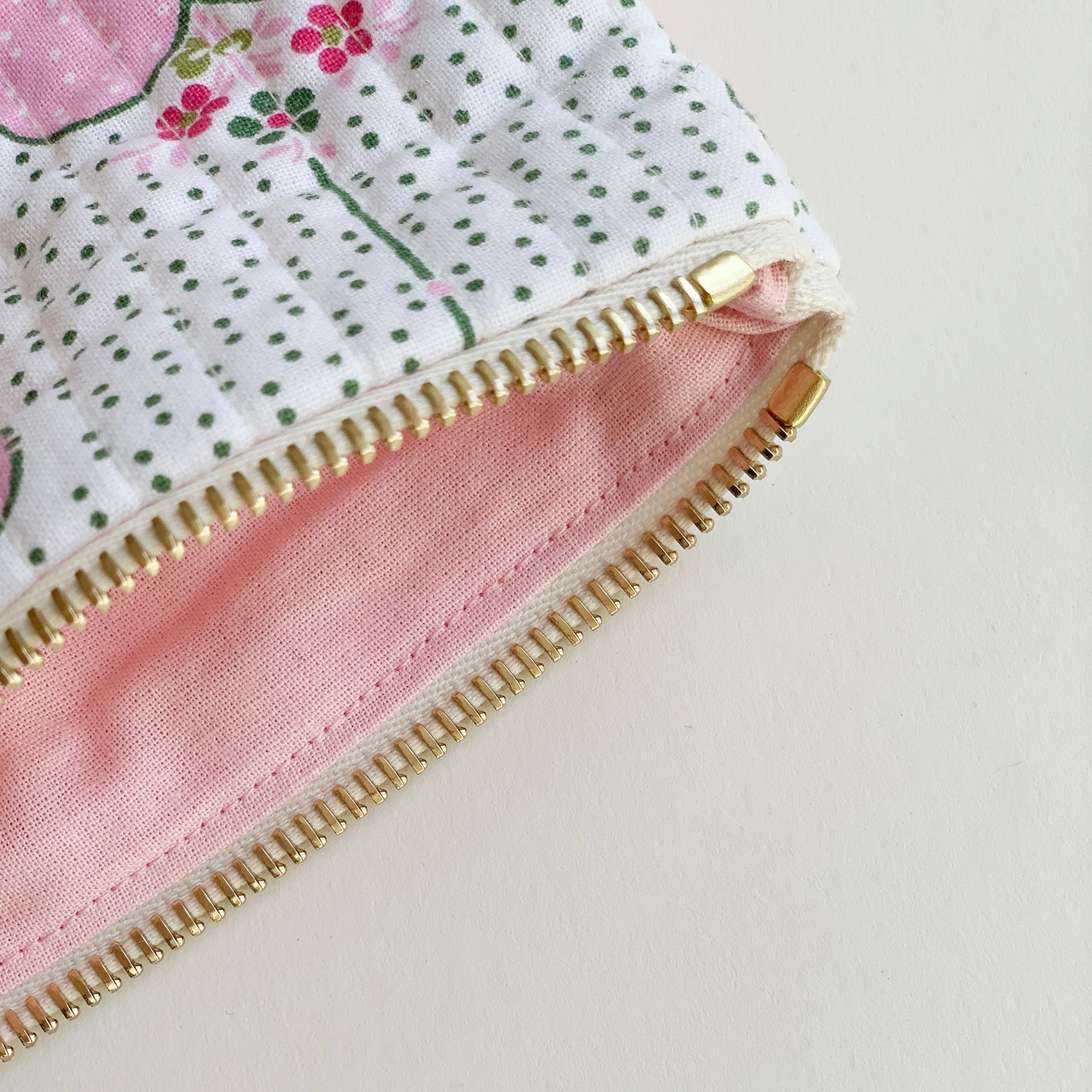 Quilted Coin Purse - Rose Heart Print