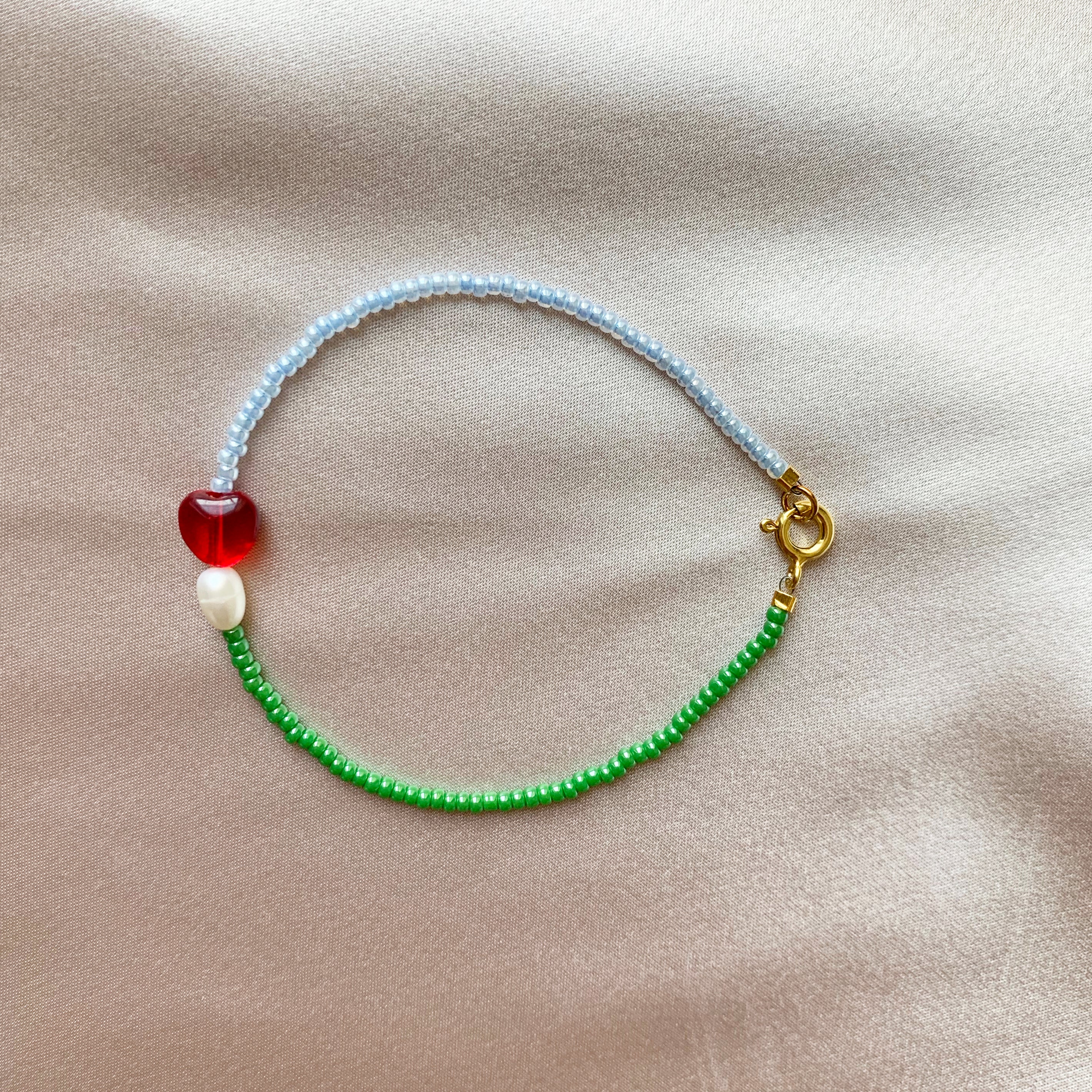 Lovely Pearl - Sky & Grass