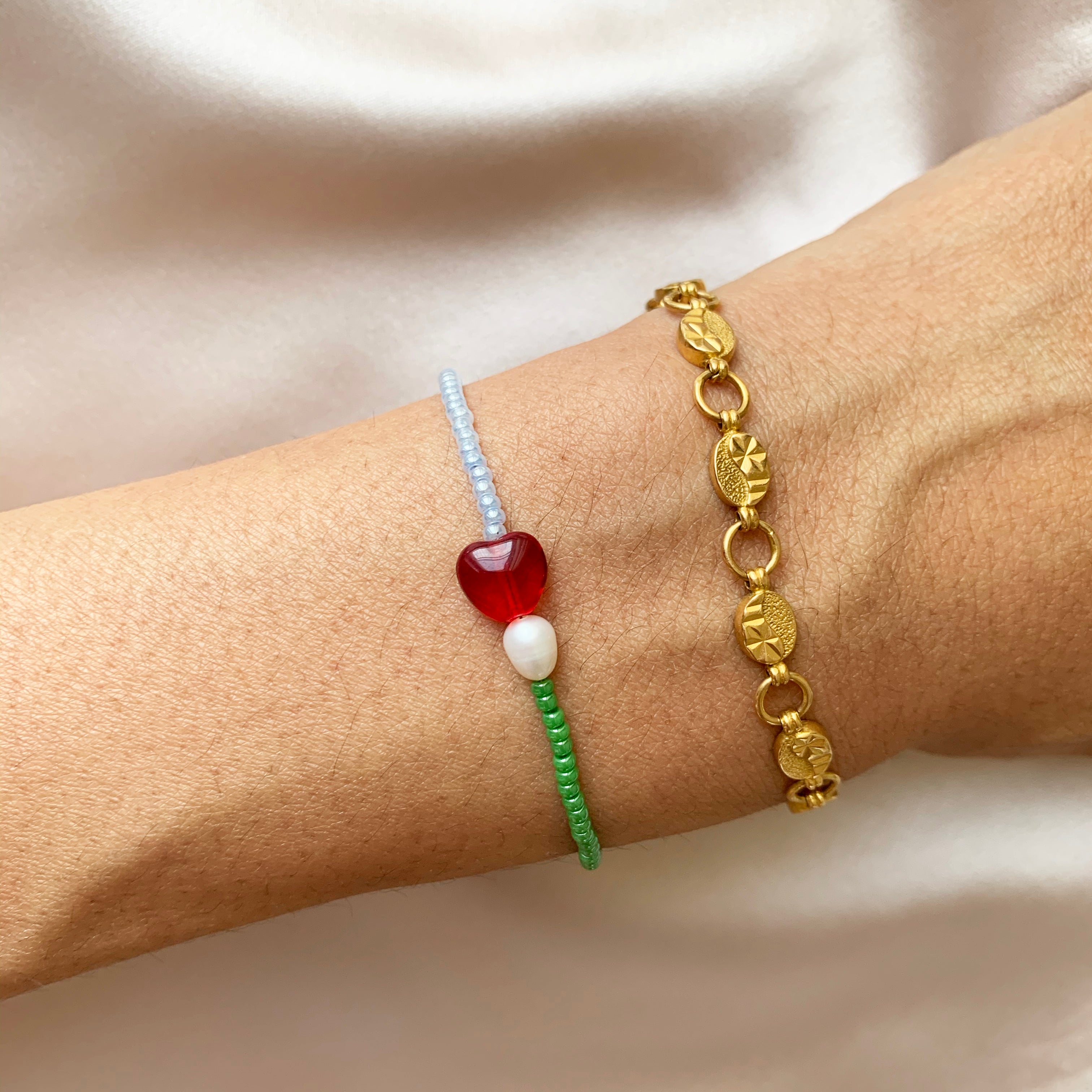 Lovely Pearl - Sky & Grass