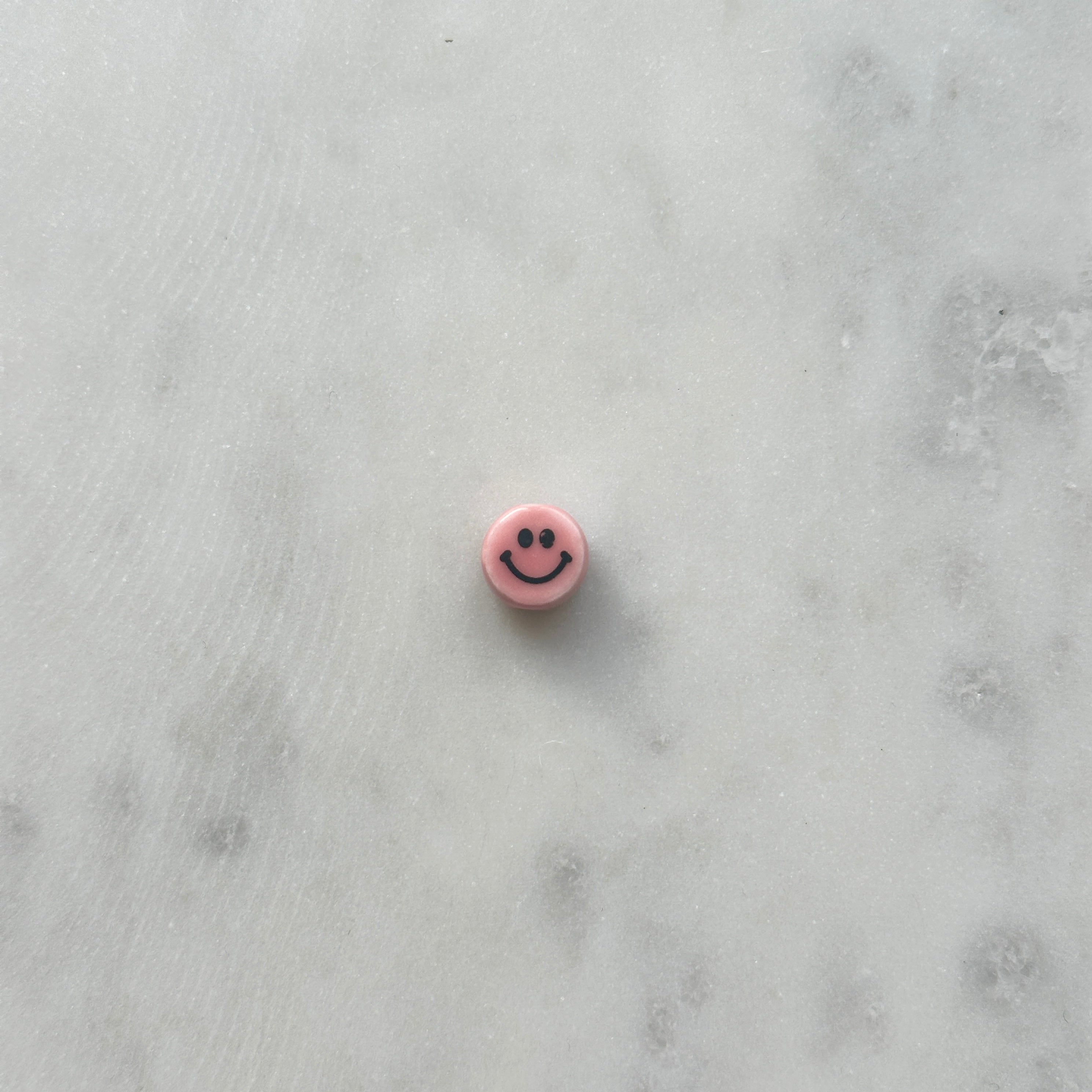 Keep Smiling Pearl Necklace