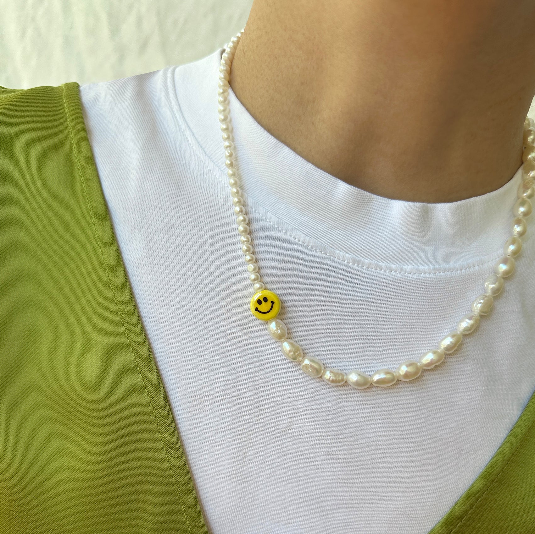 Keep Smiling Pearl Necklace