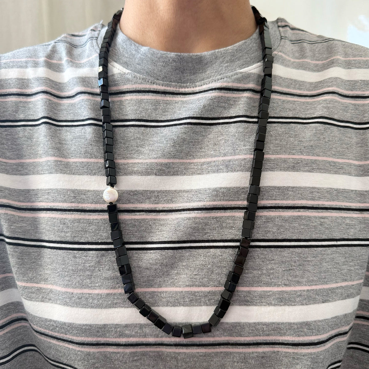 Flowy Necklace - Onyx