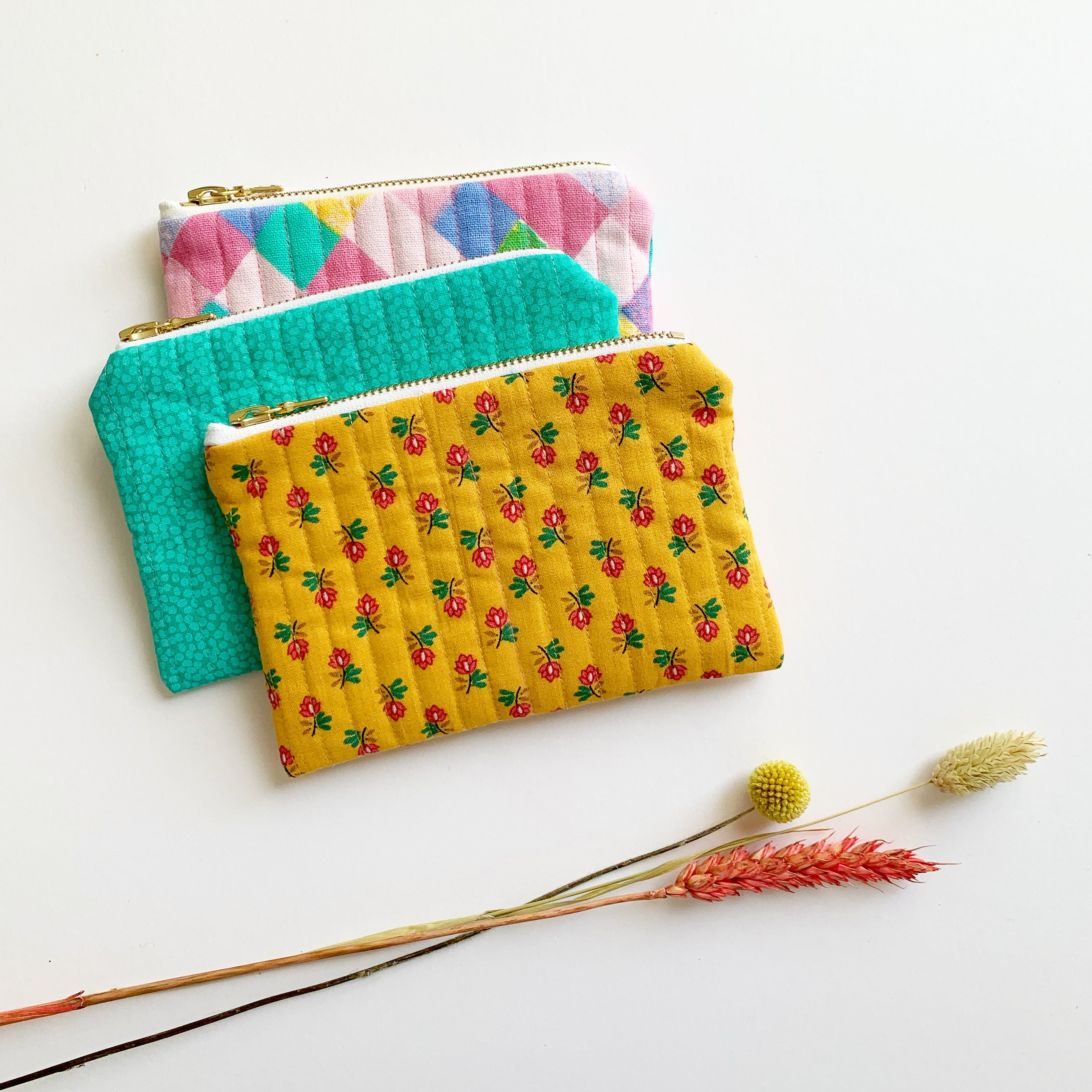 Quilted Coin Purse – Emerald green with minty dots