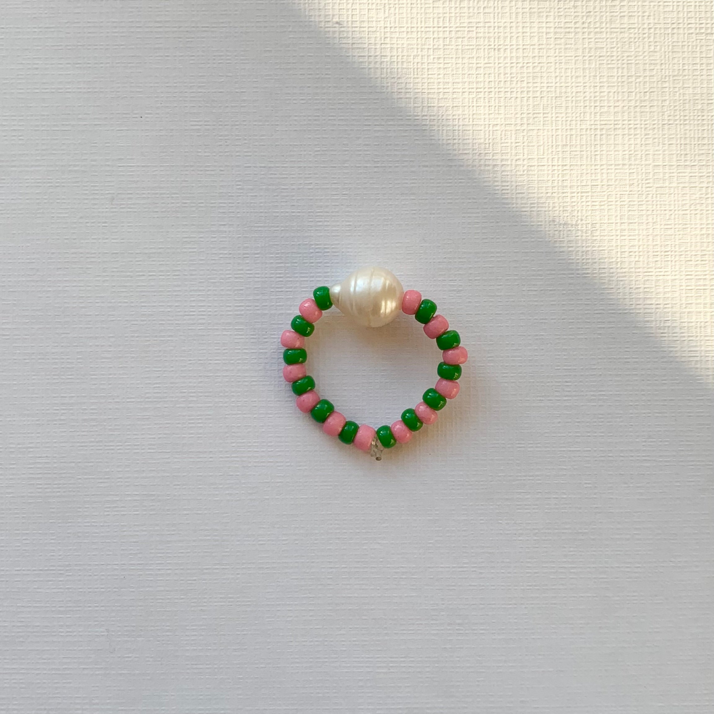 Cheerful Ring - Pink & Emerald